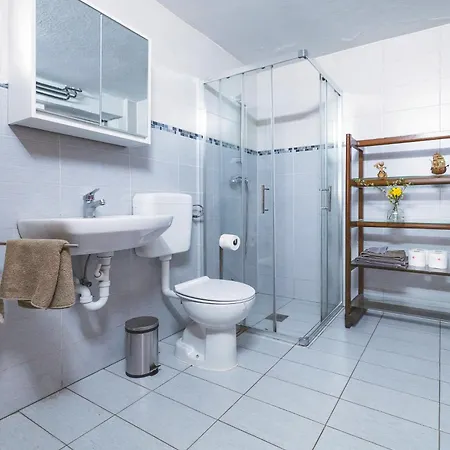Apartma In Heaven Ii